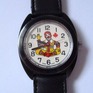VINATGE WIND UP CANADA MC DONALDS WATCH,RUN